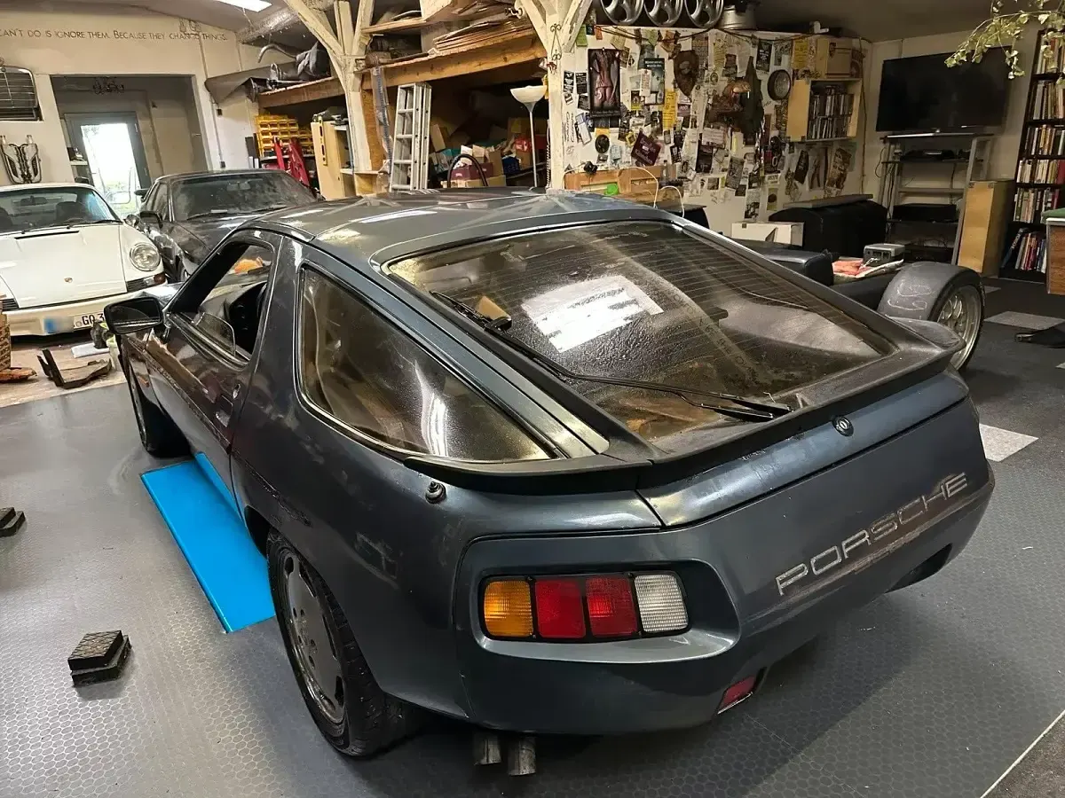 Brugt Porsche 928 302 HK (222 kW) 1982 Blå Coupe