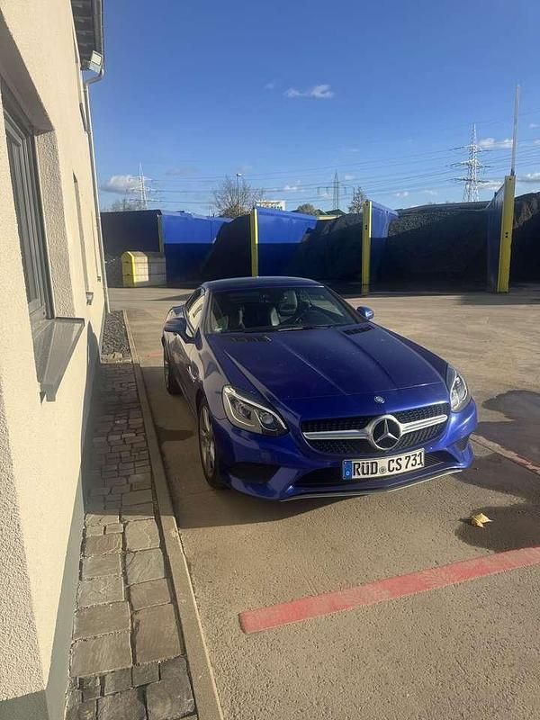 Gebraucht Mercedes SLC180 156 PS (114 kW) 2017 Blau Cabrio