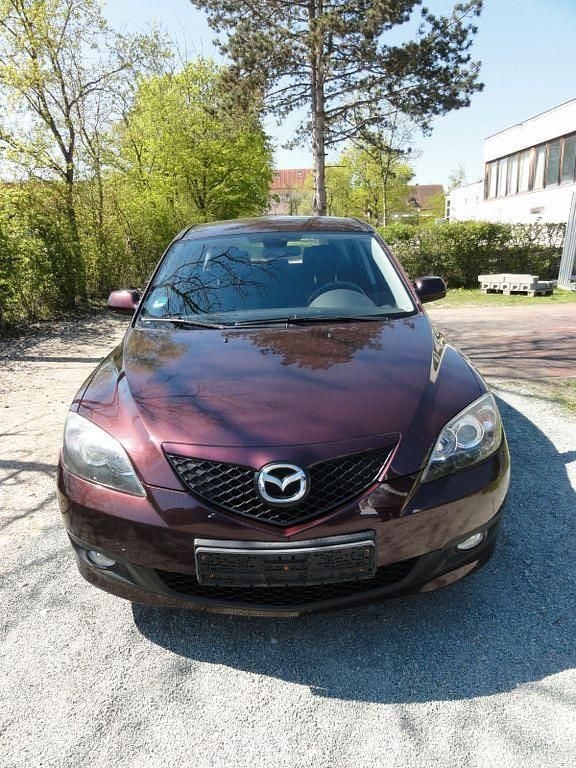 Usata Mazda 3 105 CV (77 kW) 2007 Viola Berlina