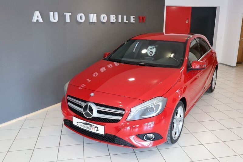 Rot Gebraucht 2012 Mercedes A180 Sport Limousine | 12.990 € (Guter Preis) - Bild 1/4