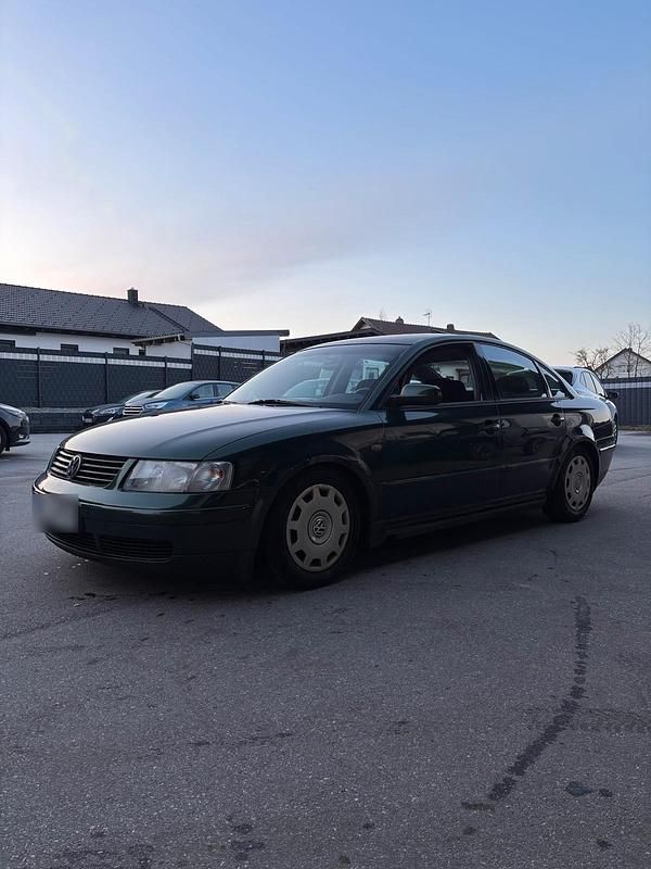 Gebraucht VW Passat 193 PS (141 kW) 1998 Limousine