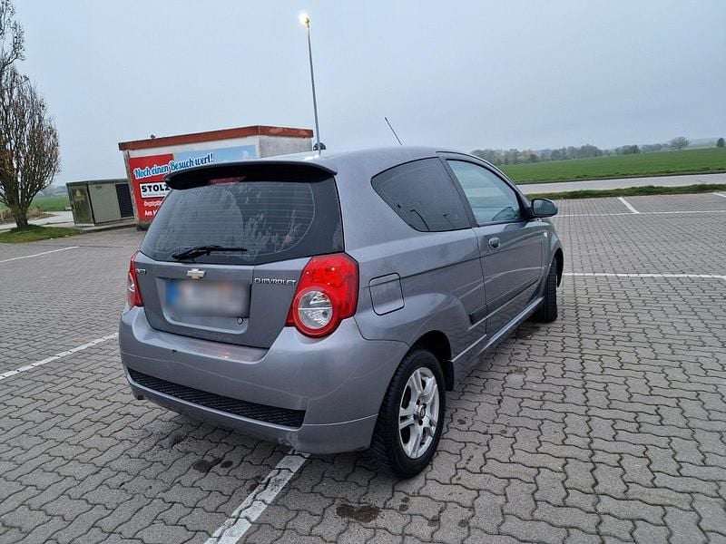 Gebraucht Chevrolet Aveo LS 84 PS (61 kW) 2009 Grau Kleinwagen