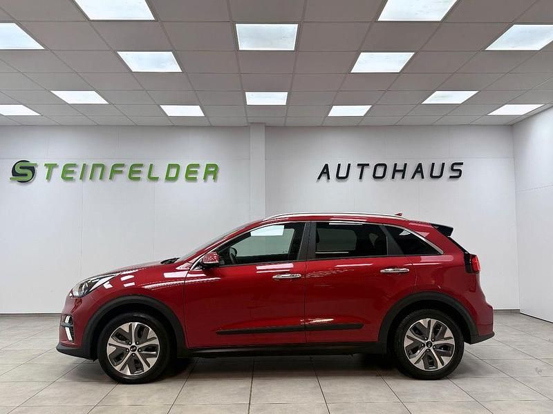 Gebraucht Kia Niro Vision 150 kW (204 PS) 2020 Rot SUV