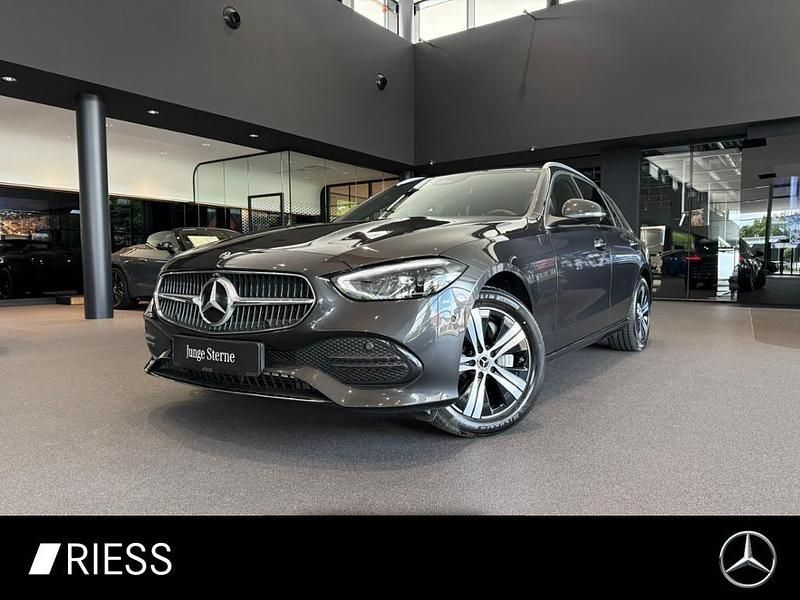 Metalliclack graphitgrau Gebraucht 2024 Mercedes C300e Kombi | 44.900 € (Fairer Preis) - Bild 1/4