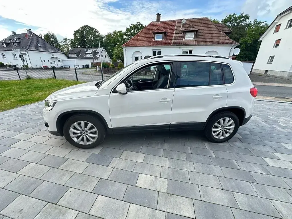 Gebraucht VW Tiguan 150 PS (110 kW) 2011 Weiß SUV