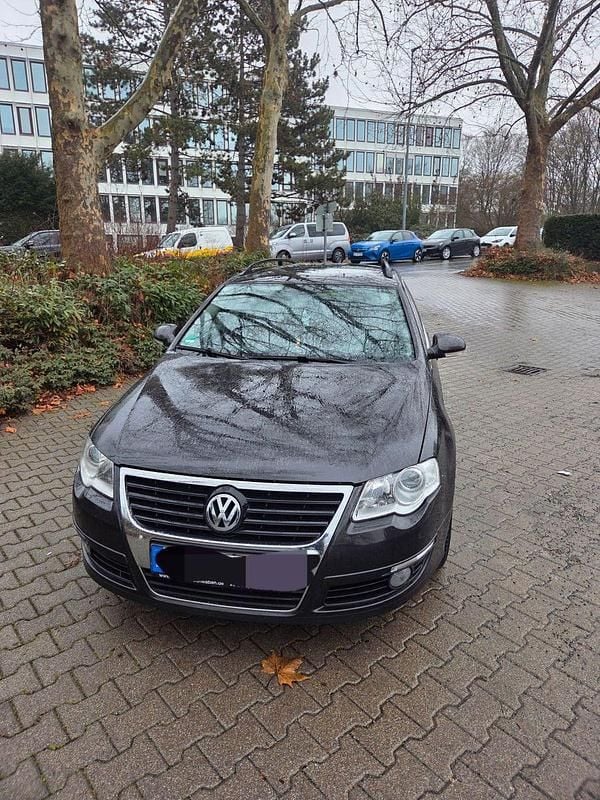 Gebraucht VW Passat Comfortline 122 PS (89 kW) 2008 Braun Kombi