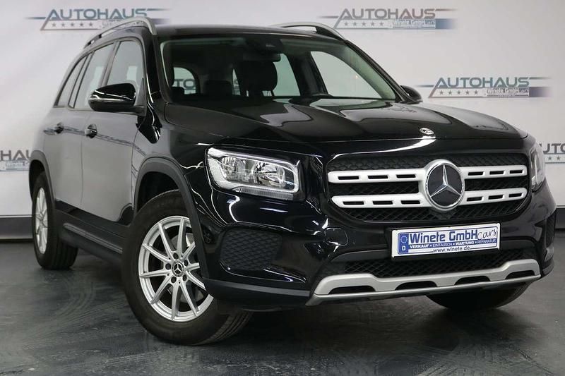 Schwarz Gebraucht 2021 Mercedes GLB180 SUV | 26.490 € (Fairer Preis) - Bild 1/4