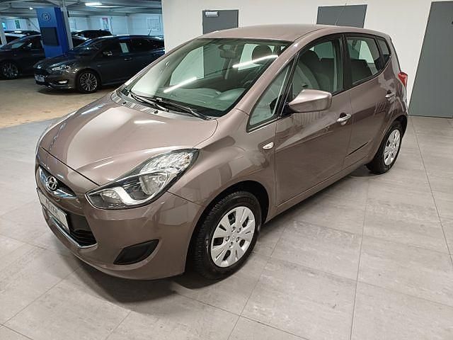 Gebraucht Hyundai ix20 Edition 90 PS (66 kW) 2014 Braun Kleinwagen