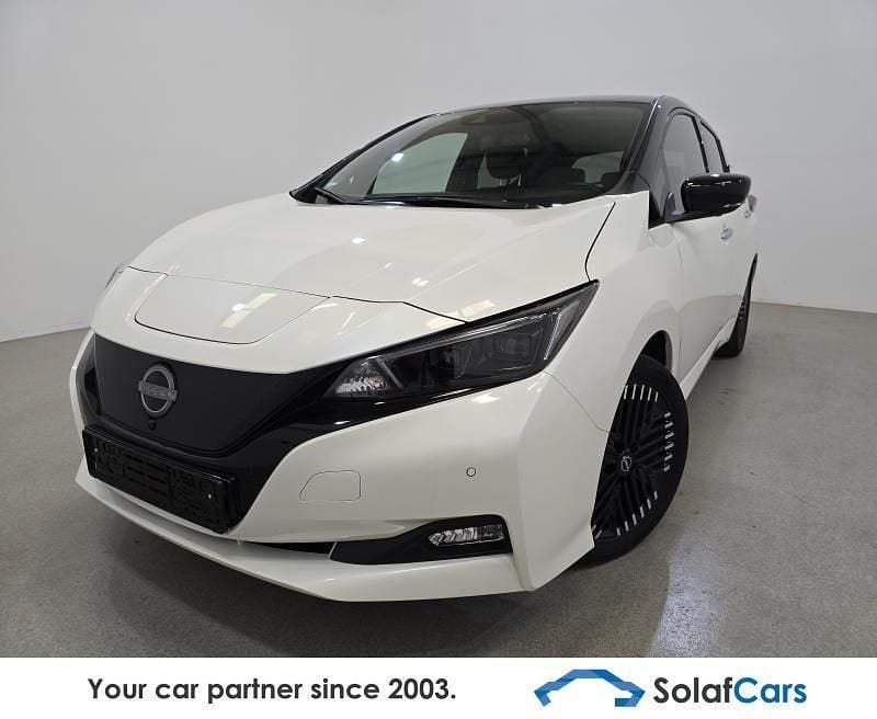 Weiß Gebraucht 2023 Nissan Leaf N-Connecta Kleinwagen | 16.033 € (Fairer Preis) - Bild 1/4