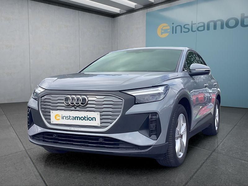Grau Gebraucht 2022 Audi Q4 Sportback e-tron SUV | 27.649 € (Fairer Preis) - Bild 1/4