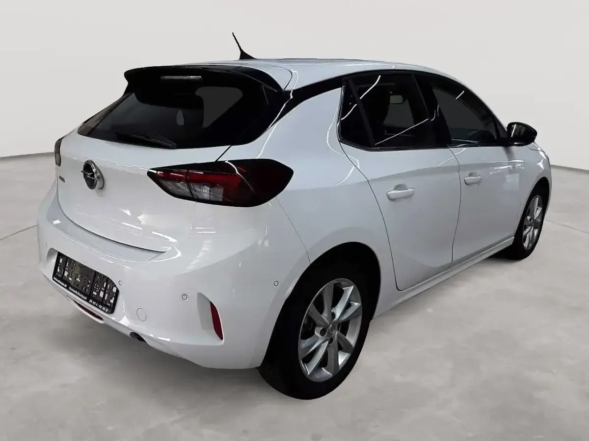 Gebraucht Opel Corsa Elegance 102 PS (75 kW) 2023 Arktis weiß Kleinwagen