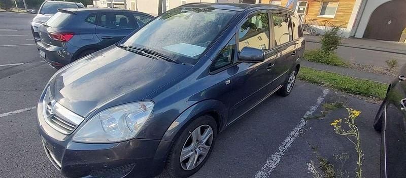 Gebraucht 2010 Opel Zafira Selection Van / Kleinbus | 500 € (Superpreis) - Bild 1/4