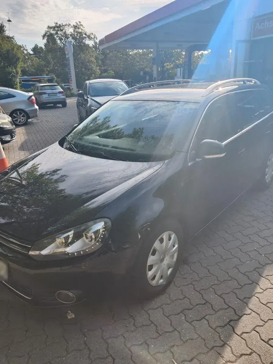 Gebraucht VW Golf VI Style 122 PS (89 kW) 2011 Schwarz Kombi