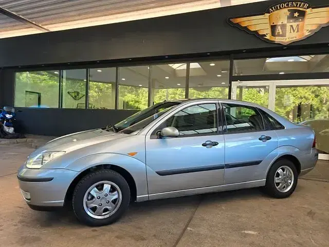 Gebraucht Ford Focus Futura 101 PS (74 kW) 2004 Silber Limousine