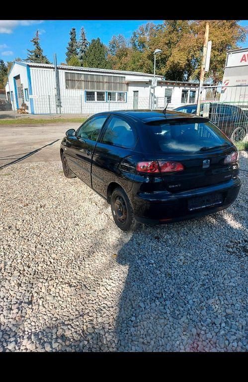 Gebraucht Seat Ibiza 75 PS (55 kW) 2005 Schwarz Kleinwagen