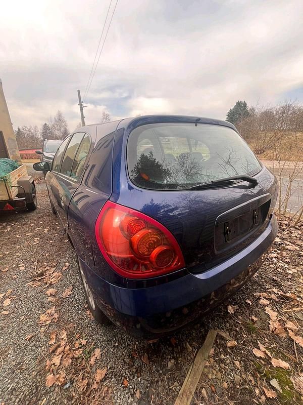 Gebraucht Nissan Almera 115 PS (84 kW) 2004 Blau Limousine