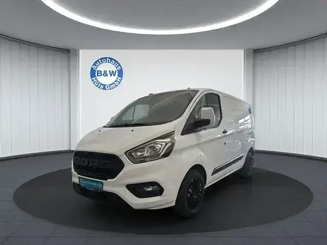 Gebraucht Ford Transit Custom Trend 131 PS (96 kW) 2019 Weiß Van / Kleinbus