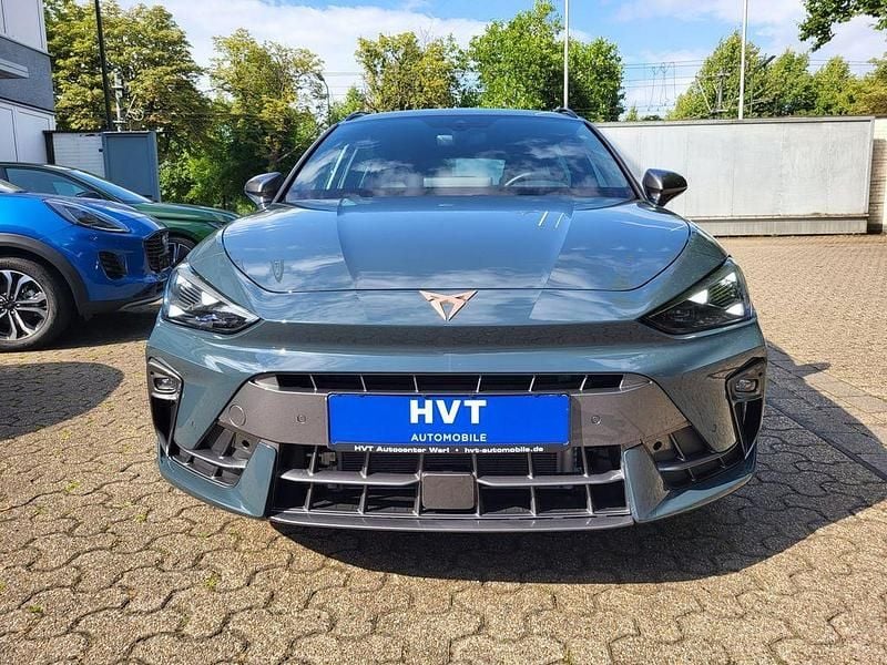 Gebraucht Cupra Leon 150 PS (110 kW) 2024 Blau Kombi