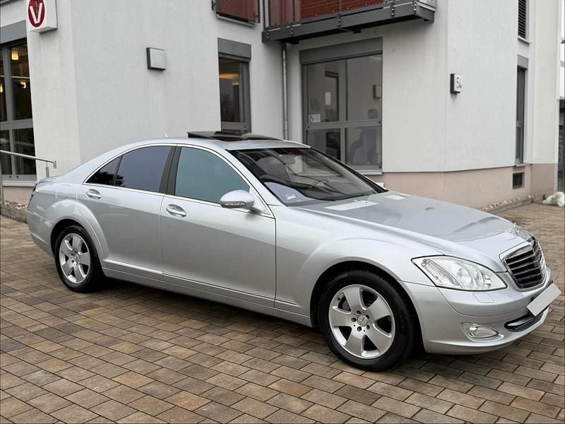 Silber Gebraucht 2008 Mercedes S500 Sport Limousine | 10.500 € (Superpreis) - Bild 1/4