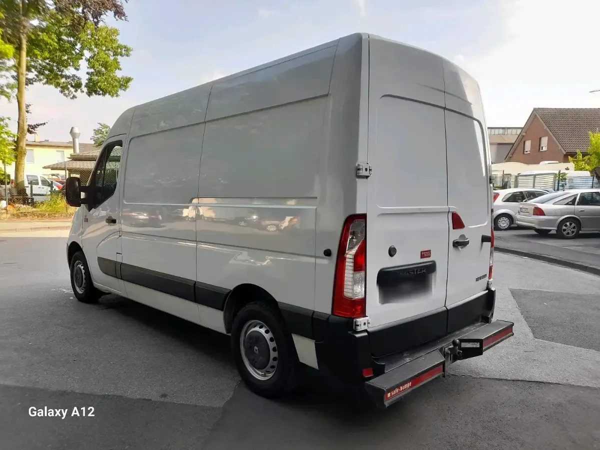 Gebraucht Renault Master 133 PS (97 kW) 2018 Weiß Van