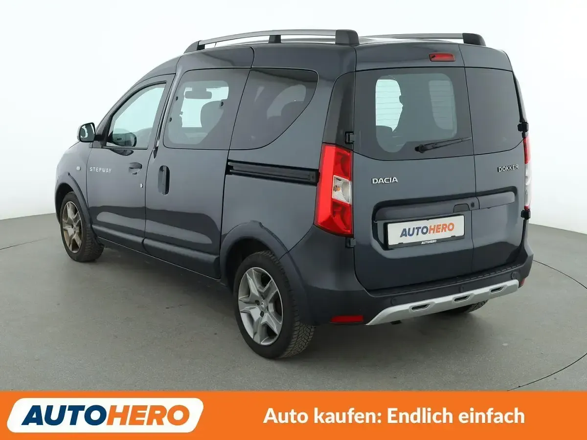 Gebraucht Dacia Dokker Stepway 131 PS (96 kW) 2019 Grau Van / Kleinbus