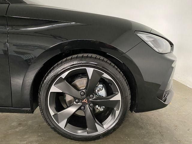 Nowe Cupra Leon 150 KM (110 kW) 2025 Szary Sedan/Limuzyna