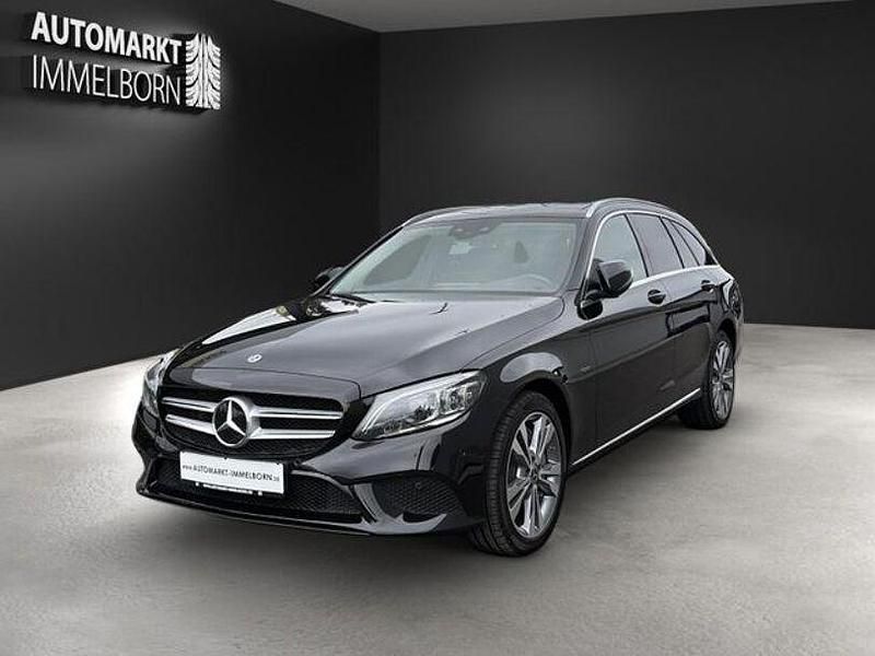 Gebraucht Mercedes C300e 306 PS (225 kW) 2021 Schwarz Limousine