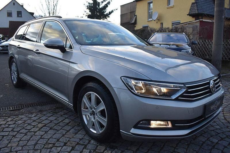 Gebraucht VW Passat Comfortline 150 PS (110 kW) 2017 Silber Kombi