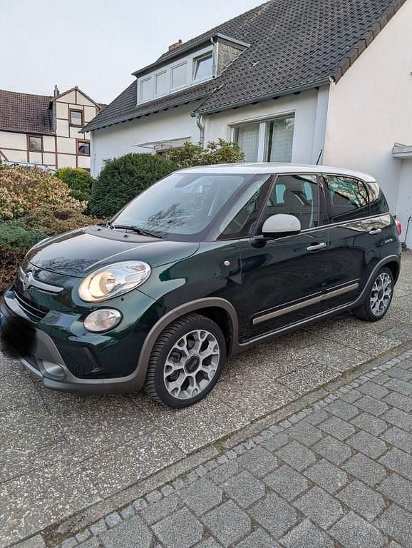 Gebraucht Fiat 500L Trekking 95 PS (69 kW) 2016 Grün Van / Kleinbus