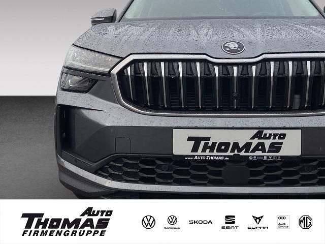 Graphitegrau metallic Gebraucht 2025 Skoda Kodiaq Selection SUV | 43.850 € (Guter Preis) - Bild 1/3