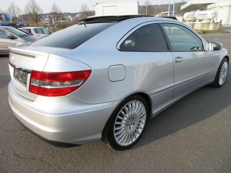 Gebraucht Mercedes CLC350 272 PS (200 kW) 2009 Silber Kleinwagen