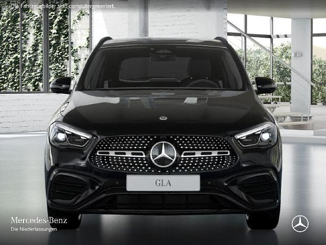 Gebraucht Mercedes GLA200 163 PS (119 kW) 2026 SUV