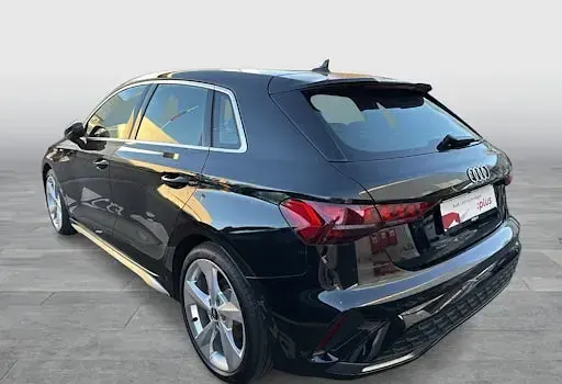 Gebraucht Audi A3 S-Line 150 PS (110 kW) 2025 Mythosschwarz metallic Limousine