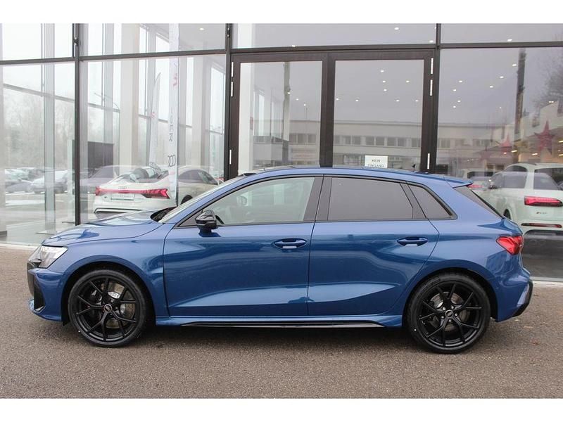 Gebraucht Audi RS3 Sport 400 PS (294 kW) 2026 Ascariblau Limousine