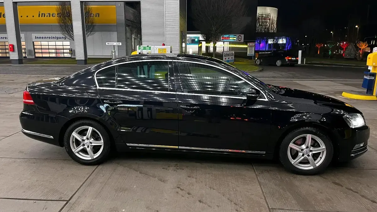 Gebraucht VW Passat 160 PS (117 kW) 2014 Schwarz Limousine