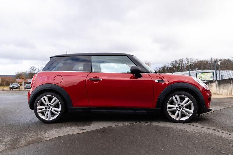 Gebraucht Mini Cooper D 116 PS (85 kW) 2016 Rot Kleinwagen