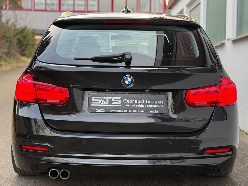 Gebraucht BMW 325 Advantage 218 PS (160 kW) 2015 Schwarz Kombi