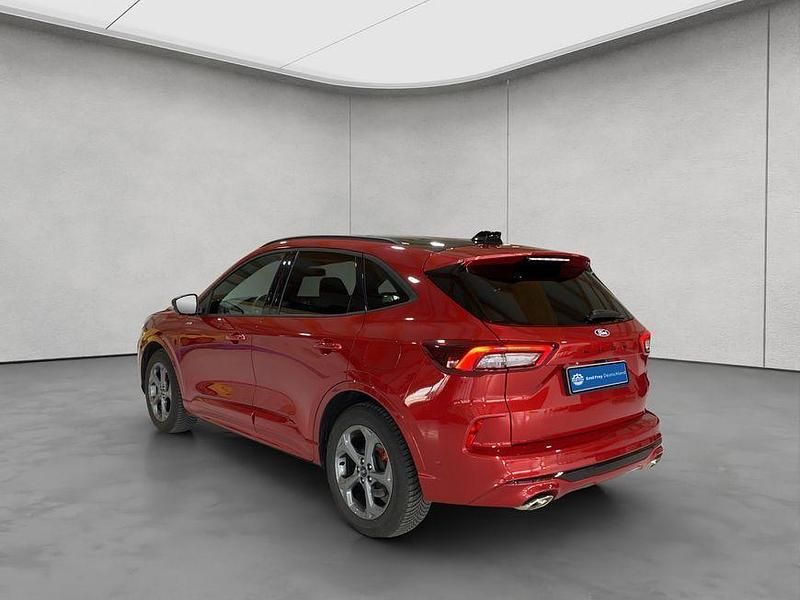 Gebraucht Ford Kuga ST-Line X 186 PS (136 kW) 2024 Rot metallic SUV