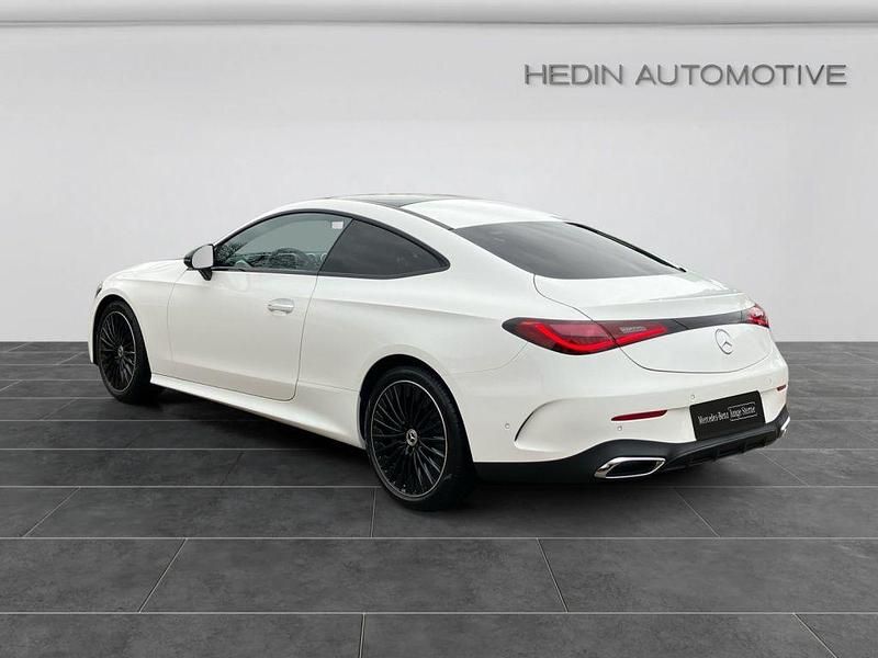 Gebraucht Mercedes 180 AMG 170 PS (125 kW) 2025 Unilack polarweiß Limousine