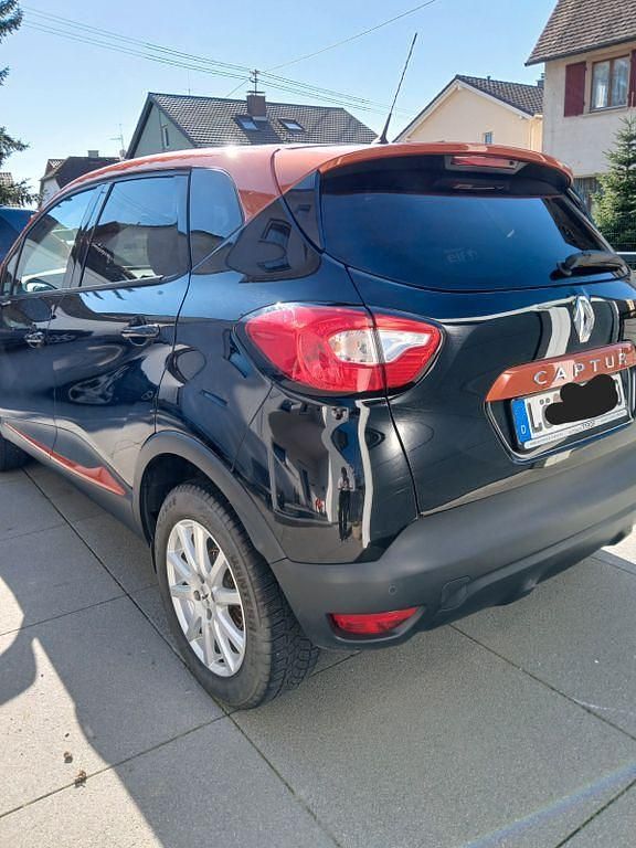 Gebraucht Renault Captur Intens 110 PS (80 kW) 2016 Schwarz SUV