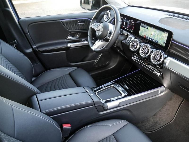 Gebraucht Mercedes GLB220 Progressive 190 PS (139 kW) 2024 Blau SUV