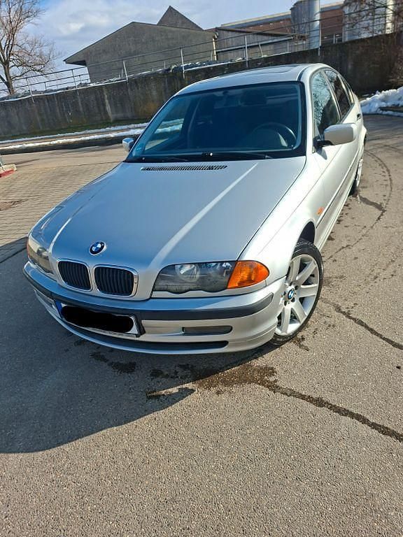 Gebraucht BMW 318 116 PS (85 kW) 1998 Grau Limousine