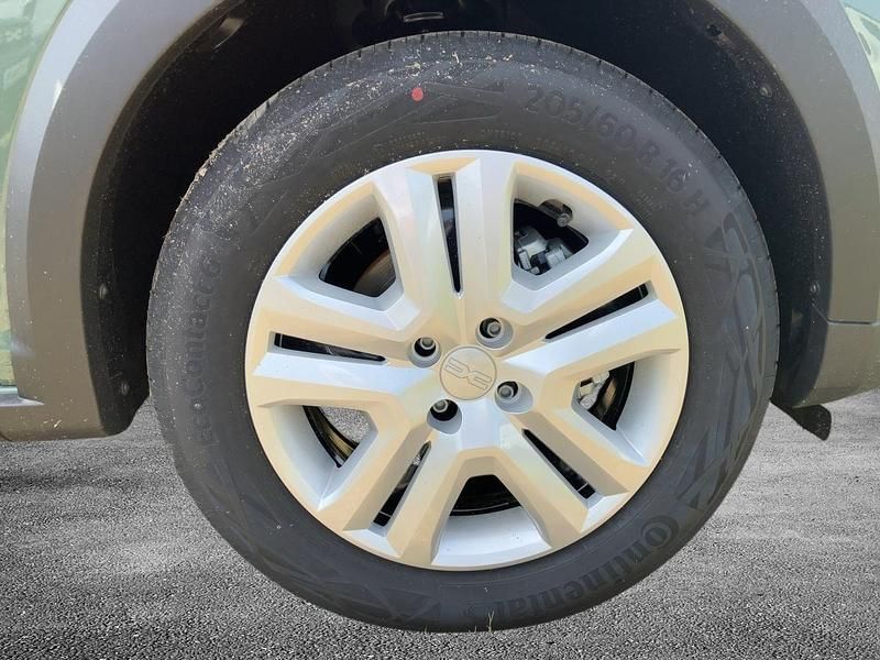 Gebraucht Dacia Jogger Expression 110 PS (80 kW) 2025 Grün Van / Kleinbus