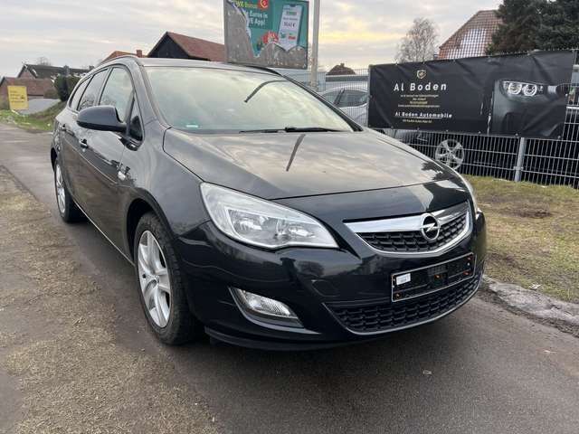 Karbonschw graphitschw midnigh Gebraucht 2011 Opel Astra Design Edition Kombi | 3.500 € (Guter Preis) - Bild 1/4