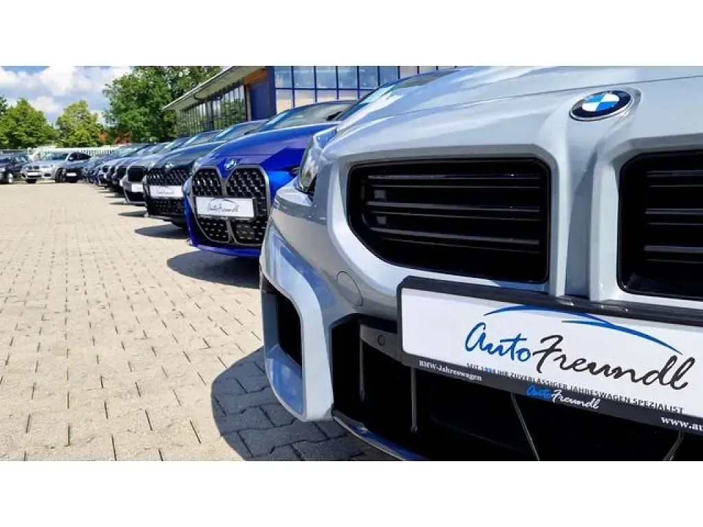 Gebraucht BMW 320 M Sport 190 PS (139 kW) 2025 Dravit grau metallic (metallic) Kombi