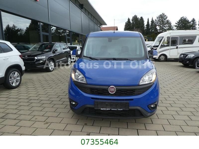 Gebraucht Fiat Doblò 101 PS (74 kW) 2022 Van / Kleinbus