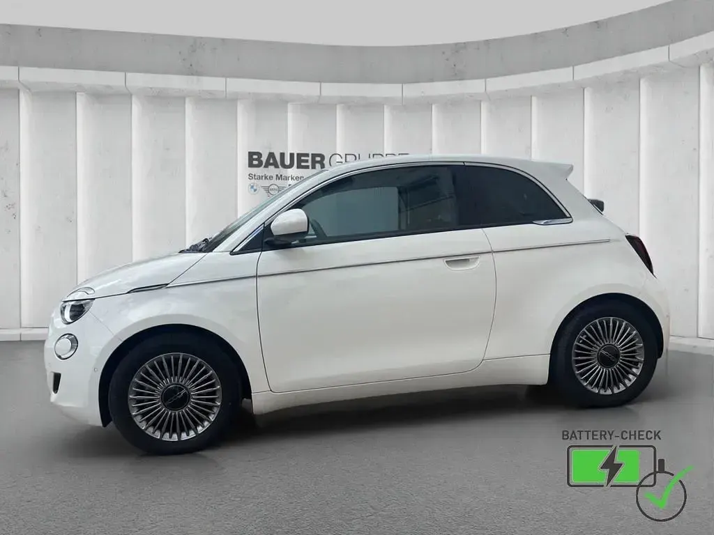 Gebraucht Fiat 500e 86 kW (118 PS) 2024 Weiß Kleinwagen