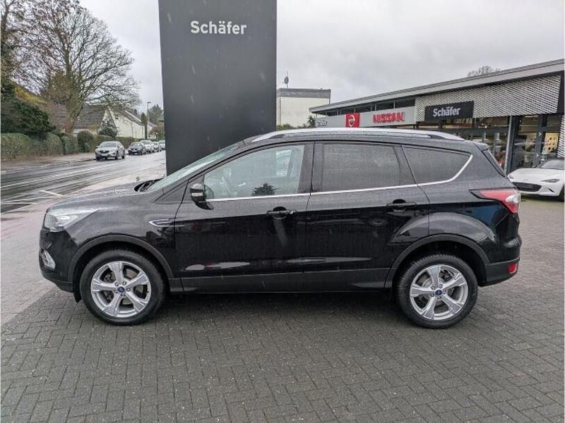 Gebraucht Ford Kuga Titanium 175 PS (128 kW) 2019 Iridiumschwarz metallic SUV