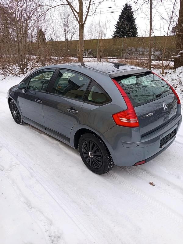 Gebraucht Citroën C4 120 PS (88 kW) 2008 Blau Kleinwagen