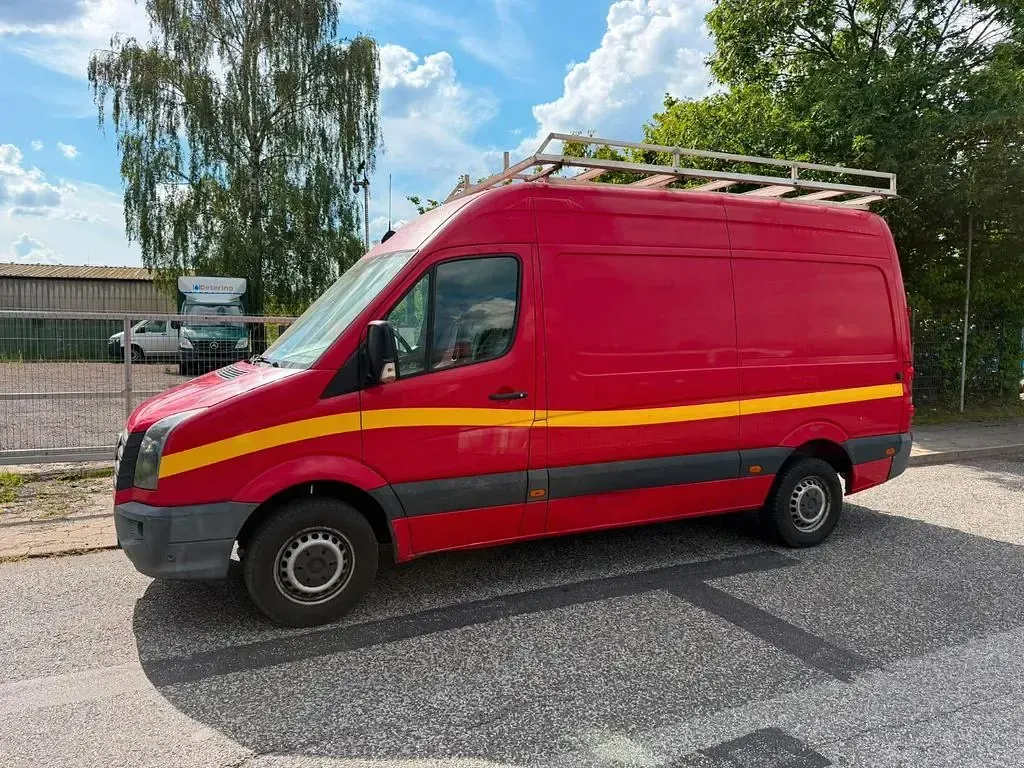 Gebraucht VW Crafter 163 PS (119 kW) 2012 Rot Van